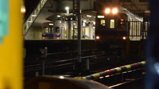 夜の駅